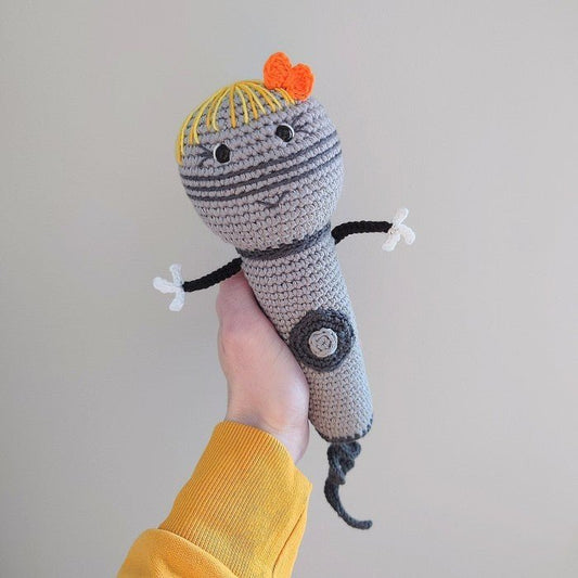 Crochet Molly the Mic